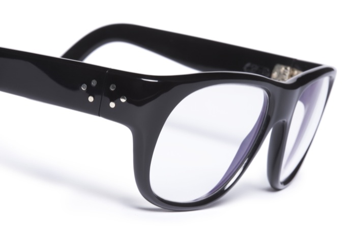 Modèle M. Saint Laurent en acétate noire