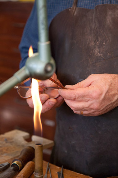 Gestes-d-atelier-07-travail-a-la-flamme-Christian-bonnet-2